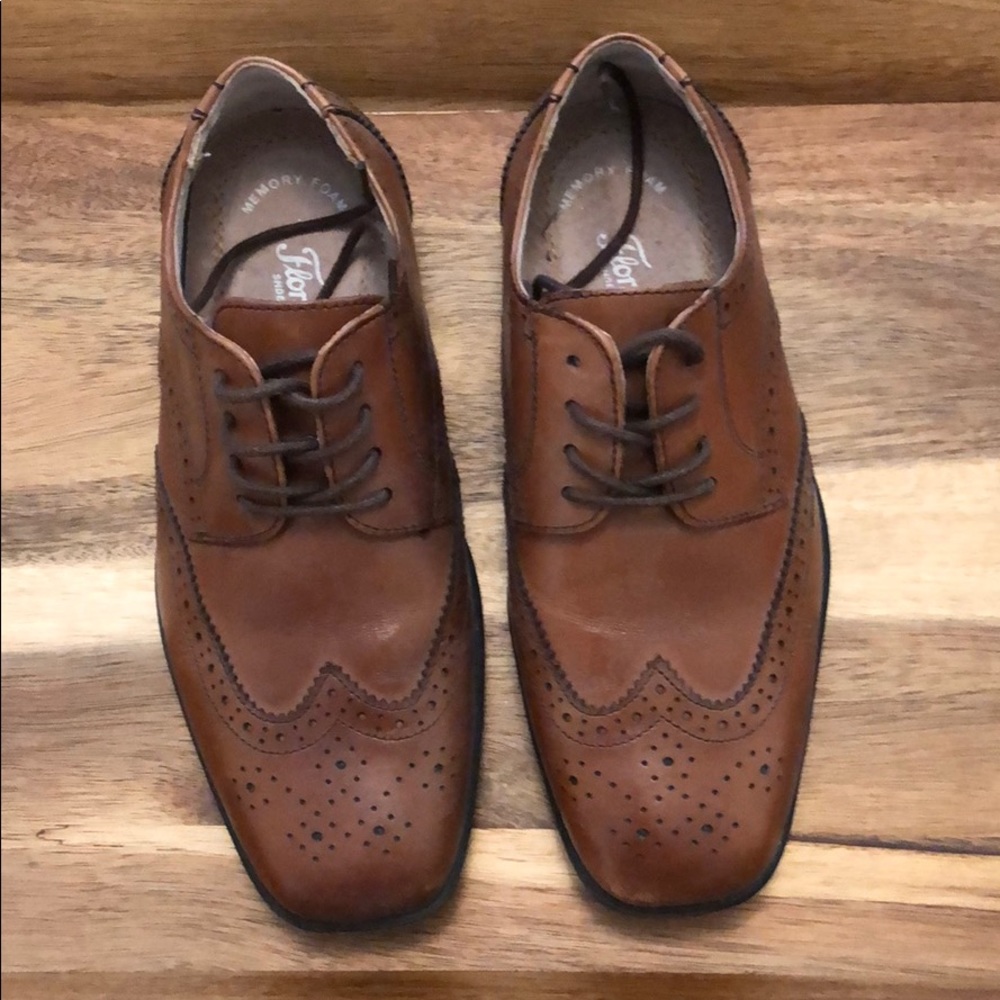 Boys Florsheim Dress Shoe chestnut brown size 2
